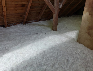 Zateplení půdy a zhotovení podlahy